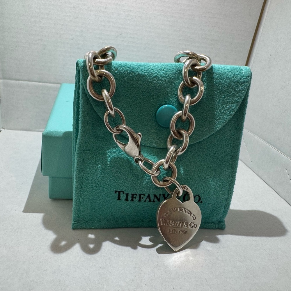 Tiffany & Co. Return to Tiffany Heart Tag Bracelet – Sterling Silver